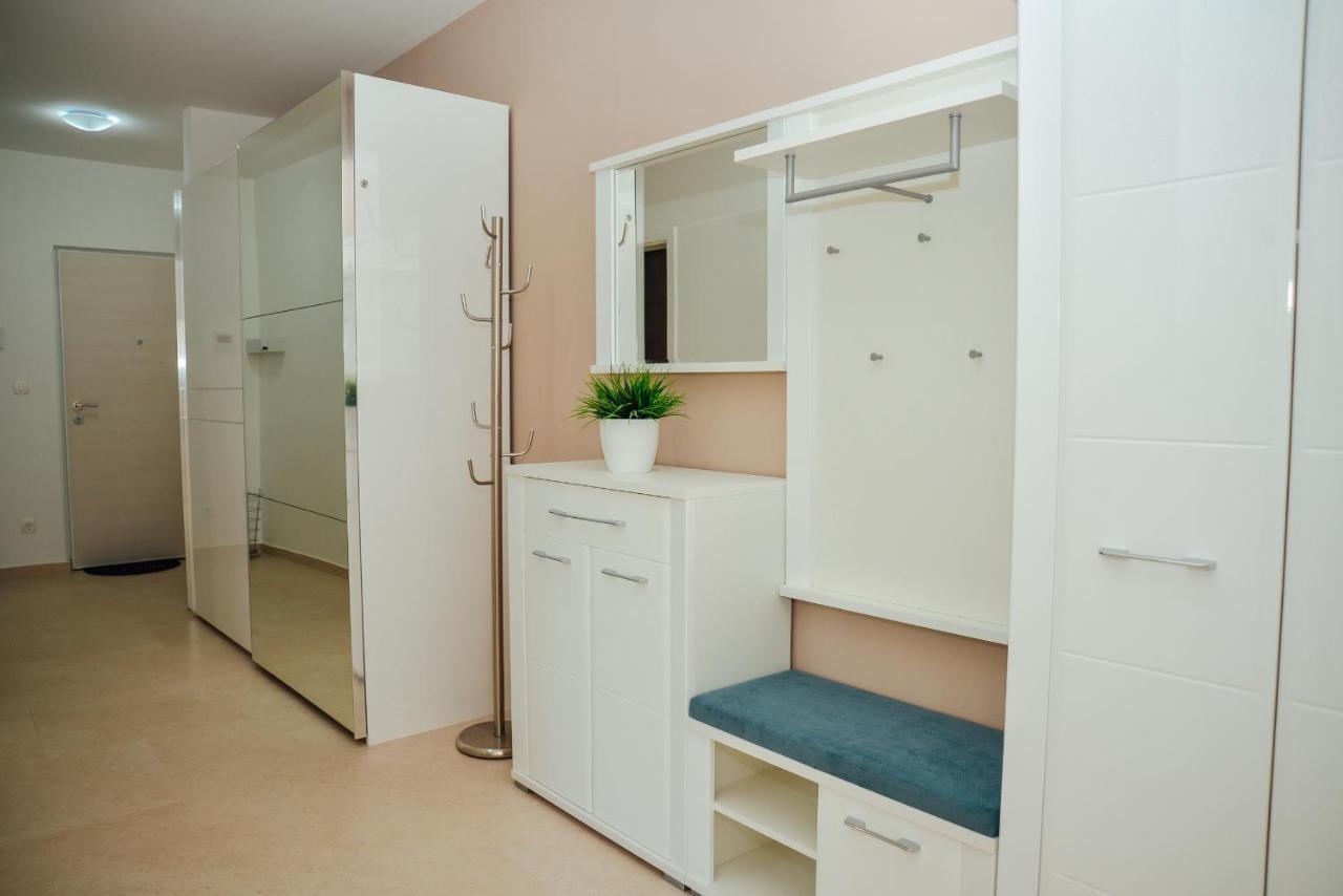 Ily Apartment With Sea View Kotor Eksteriør bilde
