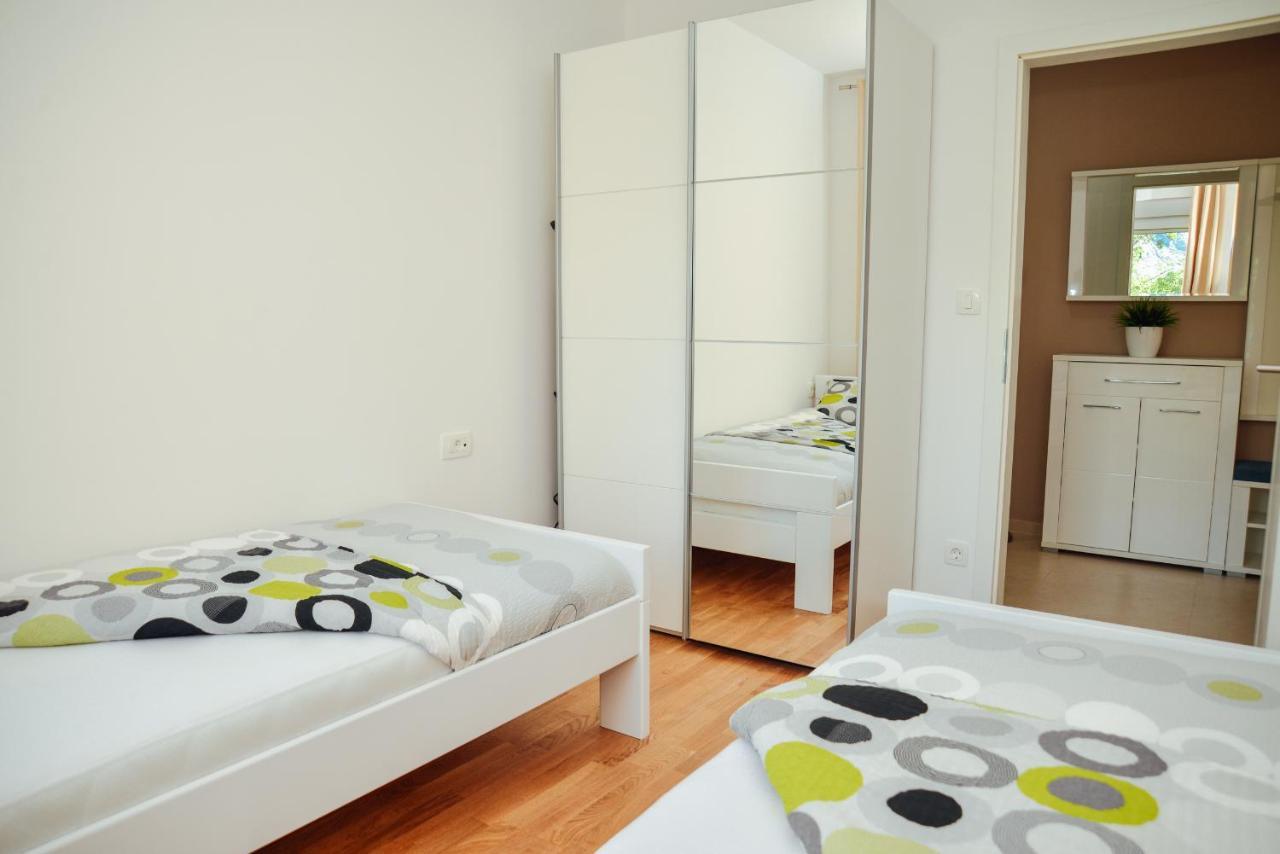 Ily Apartment With Sea View Kotor Eksteriør bilde