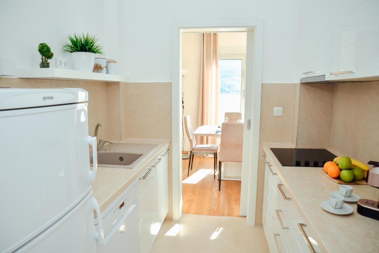 Ily Apartment With Sea View Kotor Eksteriør bilde